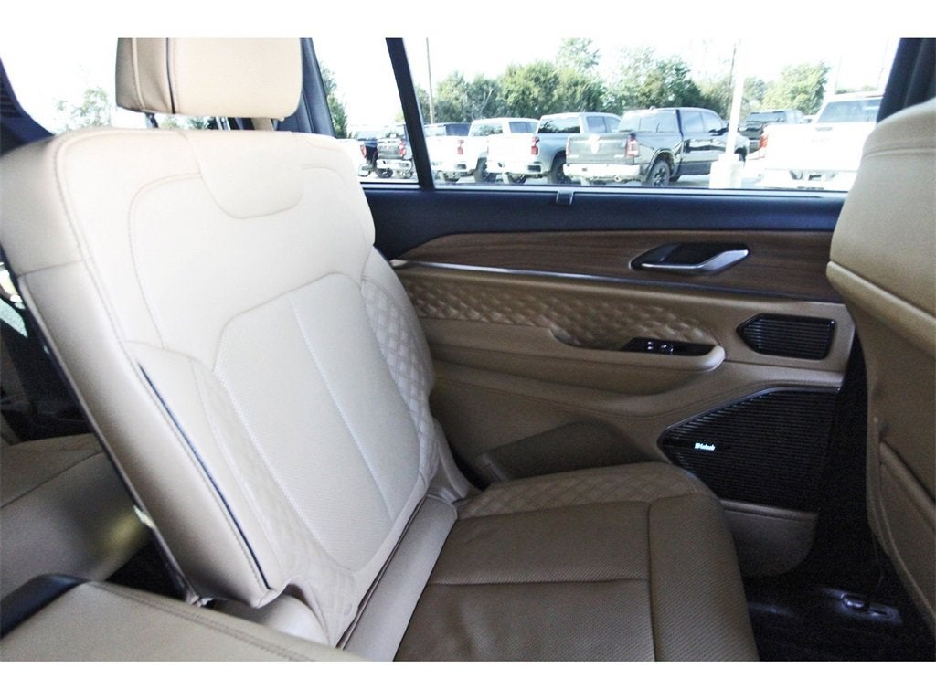 2024 Jeep Grand Cherokee L Summit Reserve