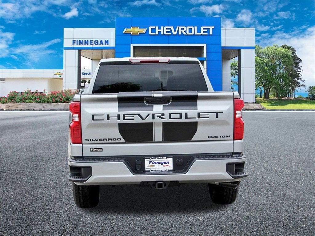 2025 Chevrolet Silverado 1500 Custom