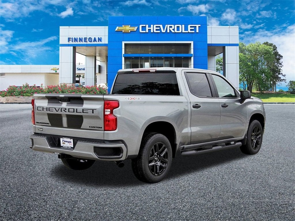 2025 Chevrolet Silverado 1500 Custom