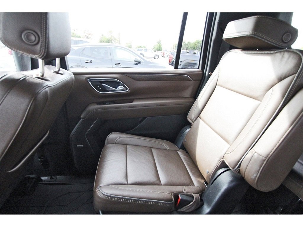 2023 Chevrolet Suburban High Country