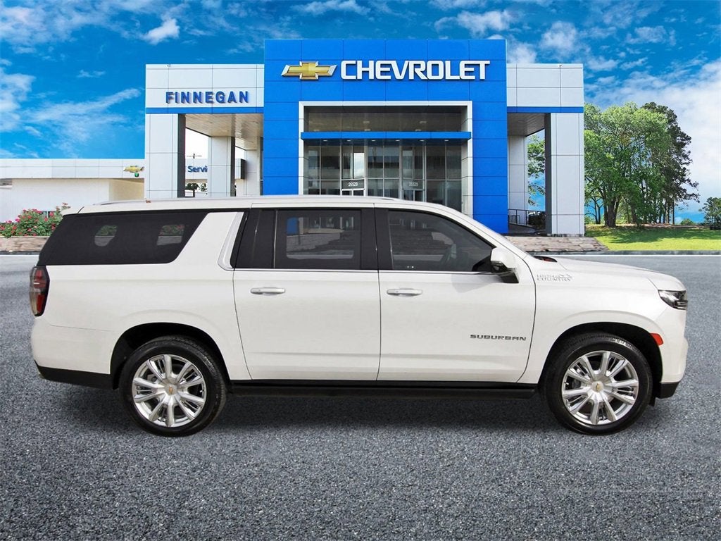 2023 Chevrolet Suburban High Country