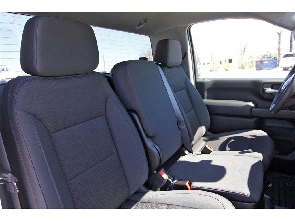 2025 GMC Sierra 2500 HD Pro