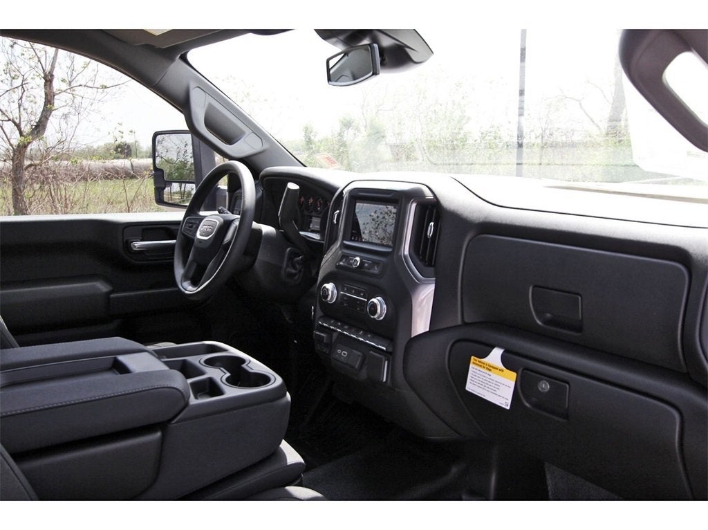 2025 GMC Sierra 2500 HD Pro