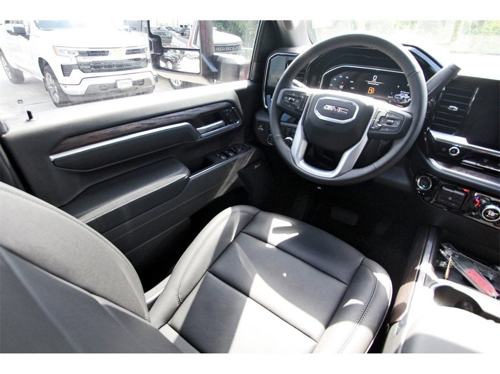 2025 GMC Sierra 2500 HD SLT