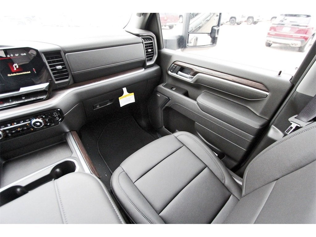 2026 GMC Sierra 3500 HD SLT