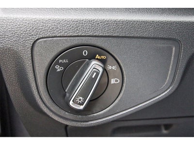 2022 Volkswagen Atlas Cross Sport 2.0T SE w/Technology