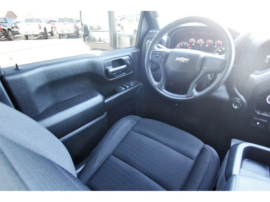 2025 Chevrolet Silverado 2500 HD Custom