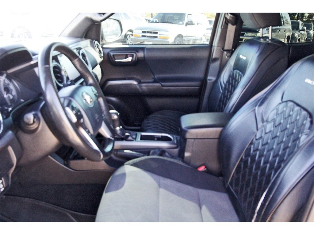 2020 Toyota Tacoma 4WD SR5