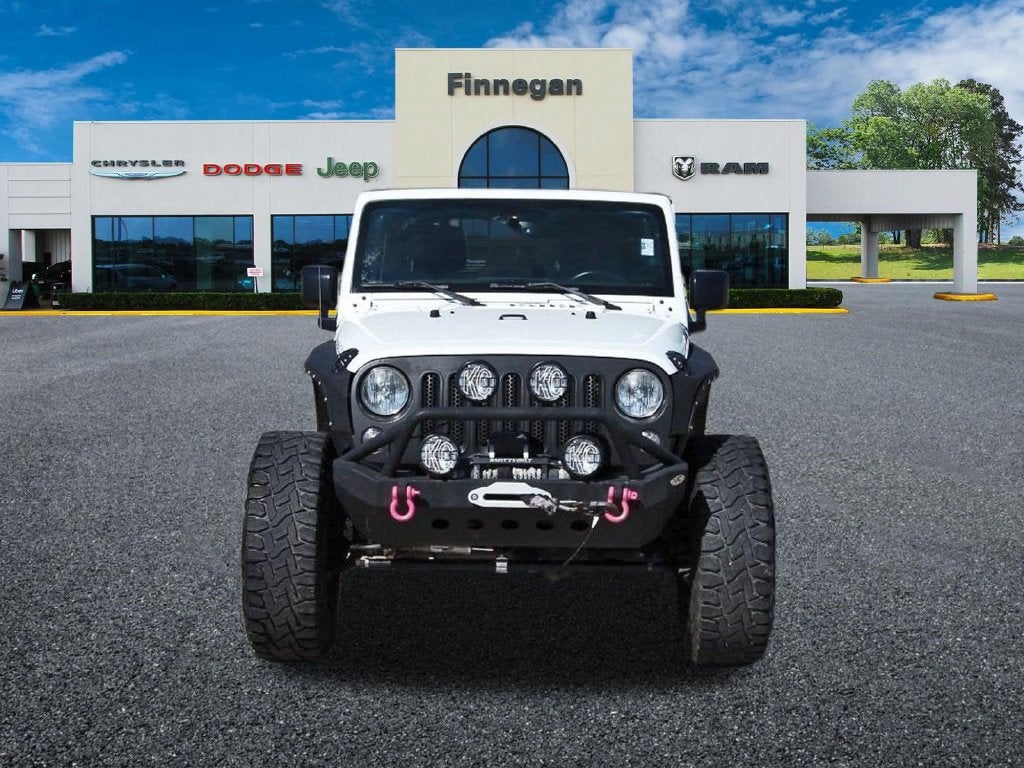 2015 Jeep Wrangler Unlimited Unlimited Rubicon Lifted - XRC - Fox Shocks - Winch