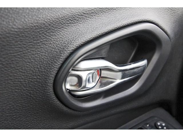 2020 Jeep Cherokee Latitude Plus FWD