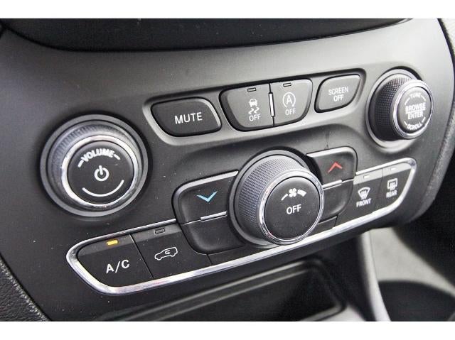 2020 Jeep Cherokee Latitude Plus FWD