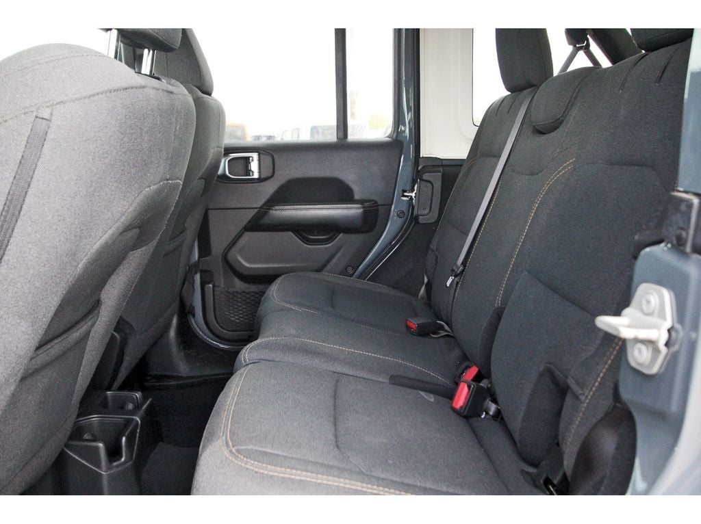2024 Jeep Wrangler Sahara HARD TOP