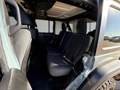 2026 Jeep Wrangler Rubicon Black 3–Piece Hard Top