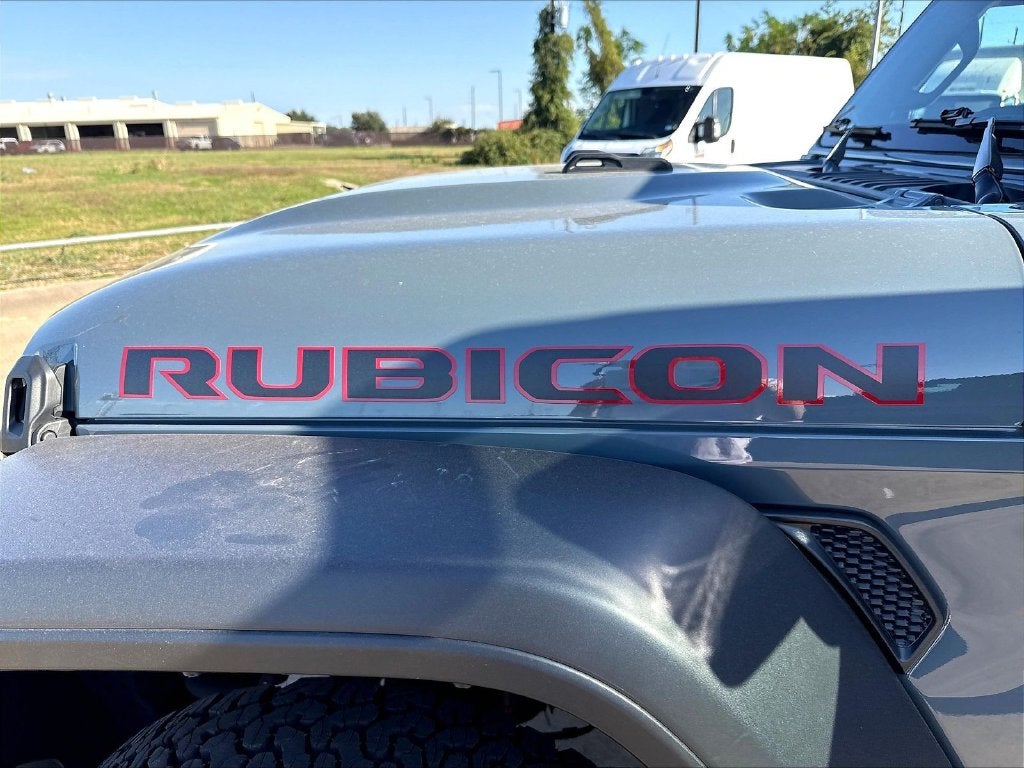 2026 Jeep Wrangler Rubicon Black 3–Piece Hard Top