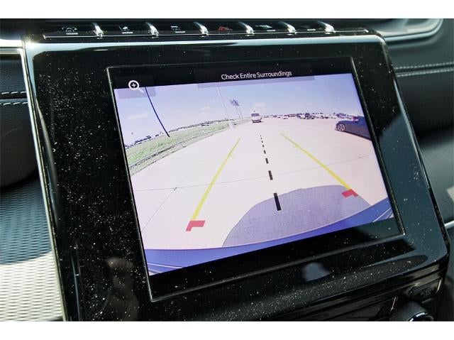 2025 Jeep Grand Cherokee Laredo 4x2