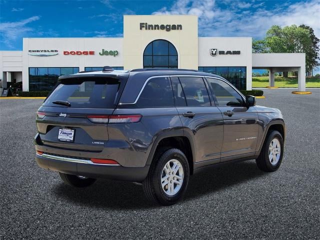 2025 Jeep Grand Cherokee Laredo 4x2