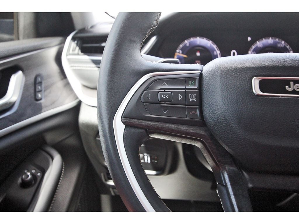2024 Jeep Grand Cherokee Limited 4x2