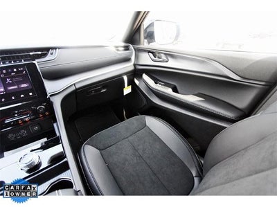 2025 Jeep Grand Cherokee L Altitude X 4x2