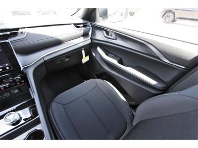 2025 Jeep Grand Cherokee L Laredo 4x4