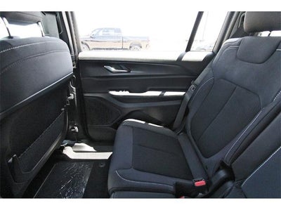 2025 Jeep Grand Cherokee L Laredo 4x4