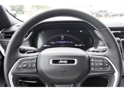 2025 Jeep Grand Cherokee L Laredo 4x4