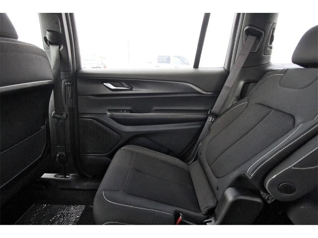 2025 Jeep Grand Cherokee L Laredo 4x4