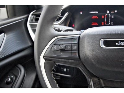 2025 Jeep Grand Cherokee L Laredo 4x4