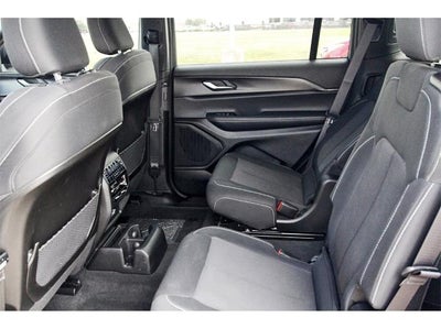 2025 Jeep Grand Cherokee L Laredo 4x4