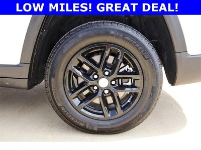 2025 Jeep Grand Cherokee L Laredo 4x4