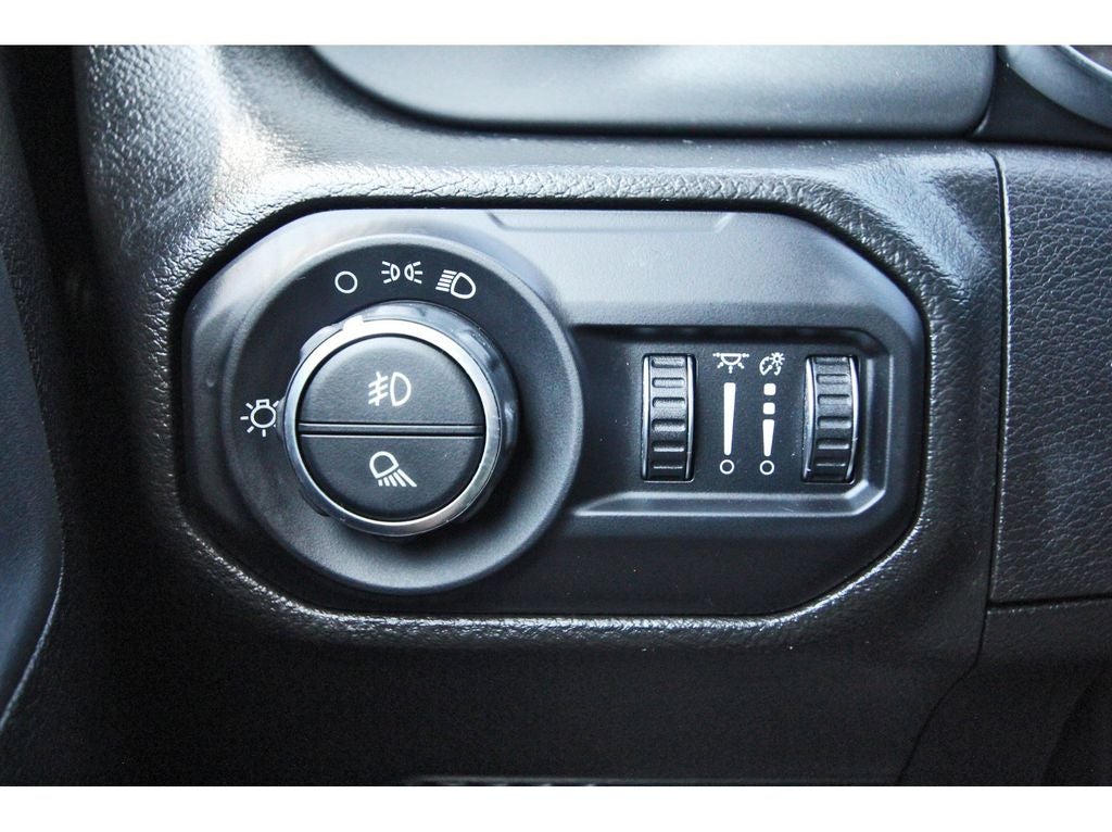 2022 Jeep Gladiator Willys Sport 4x4