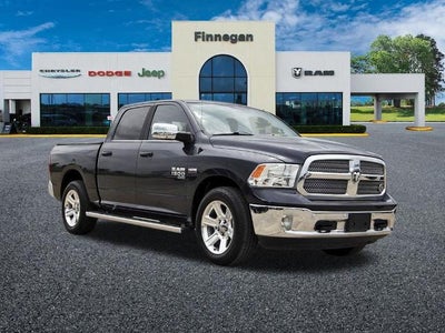 2019 RAM 1500 Classic Lone Star 4x2 Crew Cab 5'7" Box