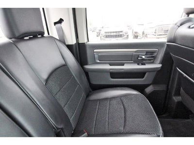 2019 RAM 1500 Classic Lone Star 4x2 Crew Cab 5'7" Box