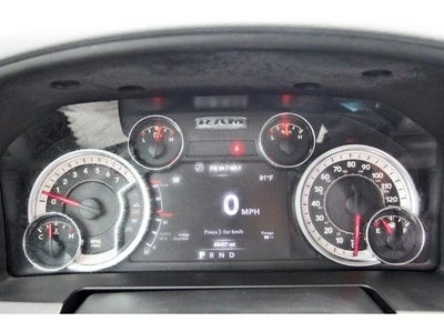 2019 RAM 1500 Classic Lone Star 4x2 Crew Cab 5'7" Box