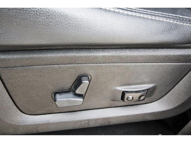 2019 RAM 1500 Classic Lone Star 4x2 Crew Cab 5'7" Box