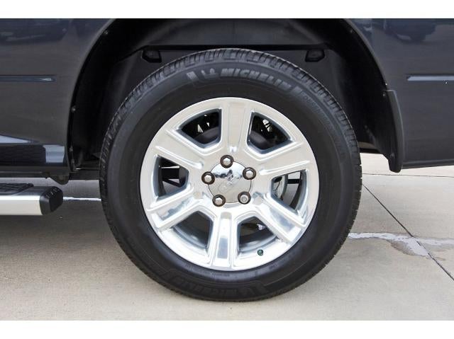 2019 RAM 1500 Classic Lone Star 4x2 Crew Cab 5'7" Box