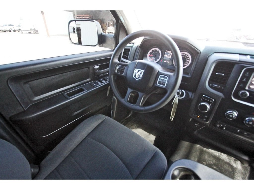 2022 RAM 1500 Classic Tradesman 4x4 - Trailer–Tow Group