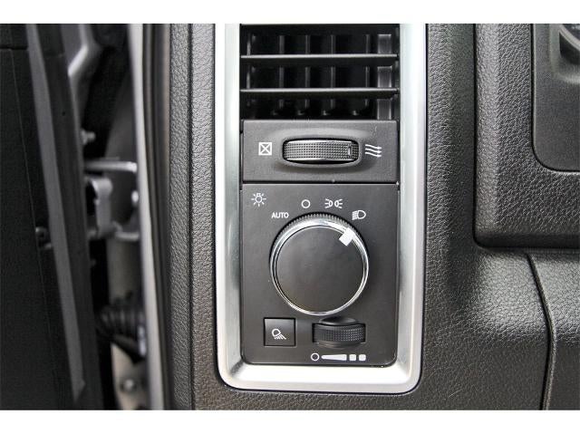 2024 RAM 1500 Classic Warlock 4x4 Crew Cab 5'7" Box