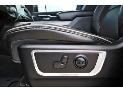 2022 RAM 1500 Laramie Crew Cab 4x2 5'7' Box