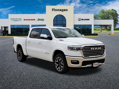 2025 RAM 1500 Laramie 4x2 Crew Cab 5'7" Box