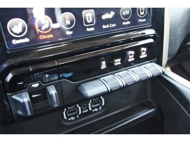 2021 RAM 1500 Laramie 4x2 Crew Cab 5'7" Box