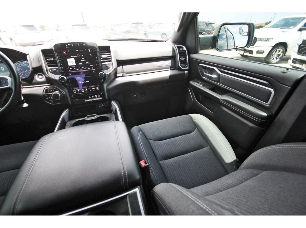 2021 RAM 1500 Big Horn Crew Cab 4x4 5'7' Box