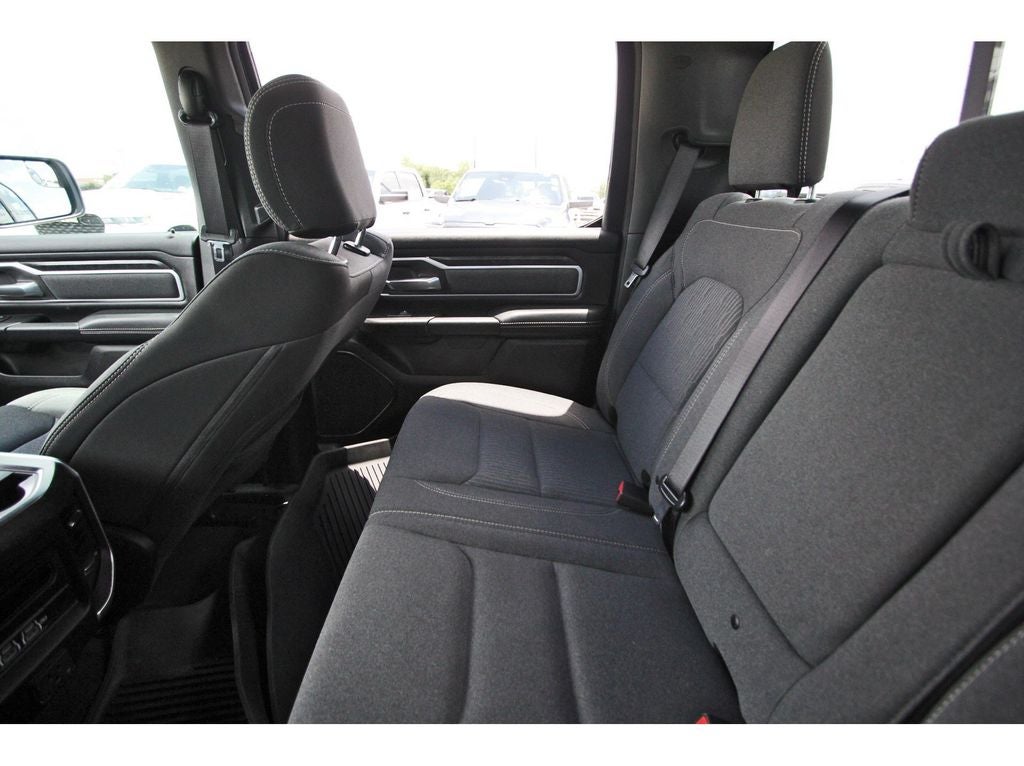 2021 RAM 1500 Big Horn Crew Cab 4x4 5'7' Box
