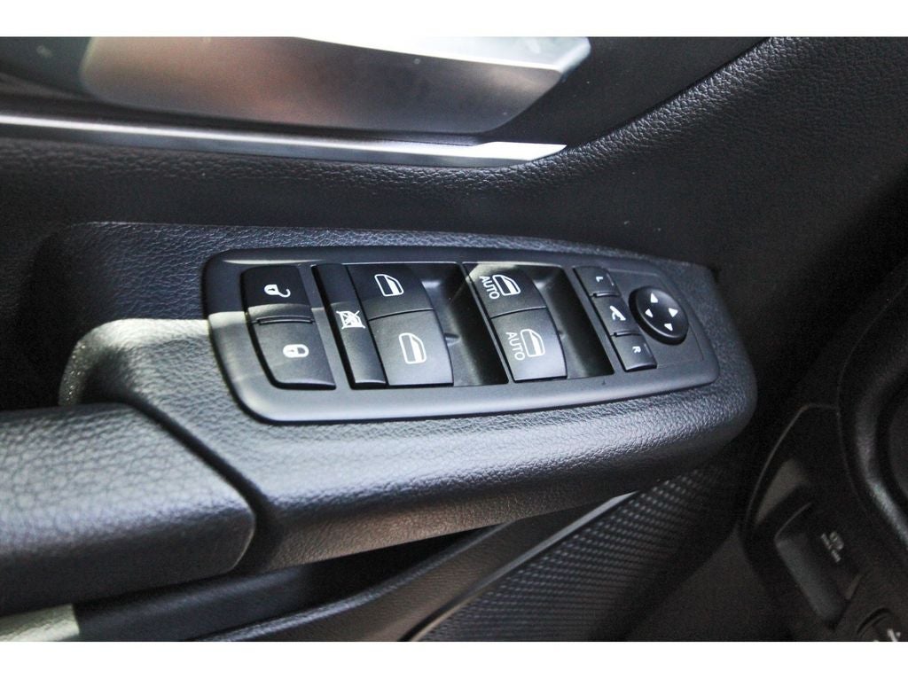 2021 RAM 1500 Big Horn Crew Cab 4x4 5'7' Box