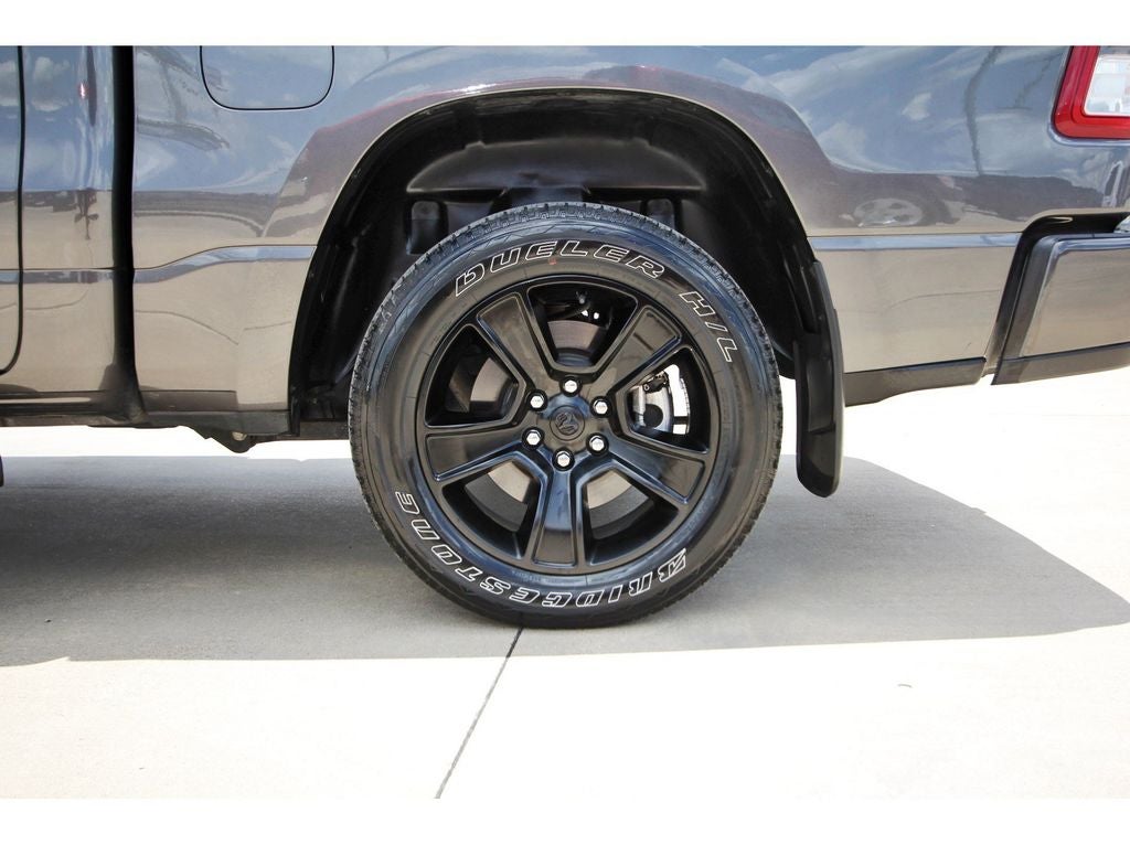 2021 RAM 1500 Big Horn Crew Cab 4x4 5'7' Box