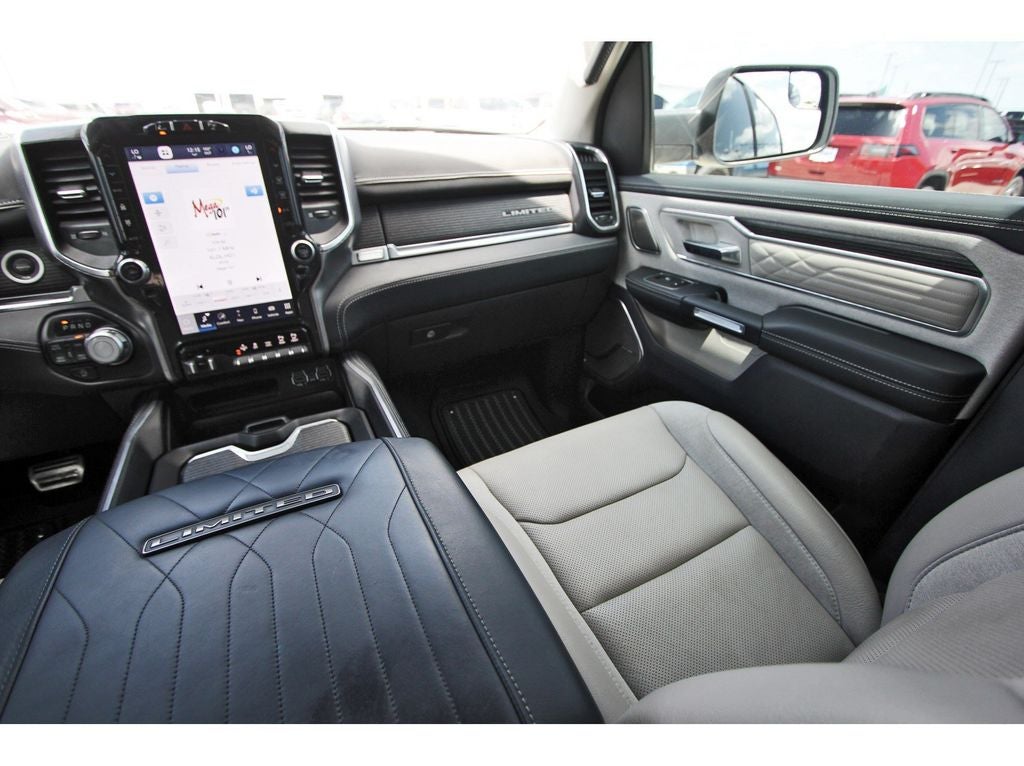 2023 RAM 1500 Limited Crew Cab 4x4 5'7' Box