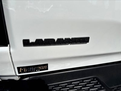 2025 RAM 1500 Laramie Dual–Pane Panoramic Sunroof - Night Edition