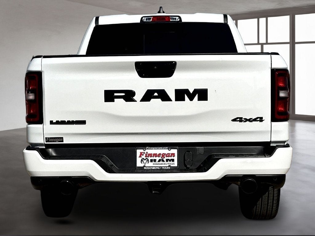 2025 RAM 1500 Laramie Dual–Pane Panoramic Sunroof - Night Edition