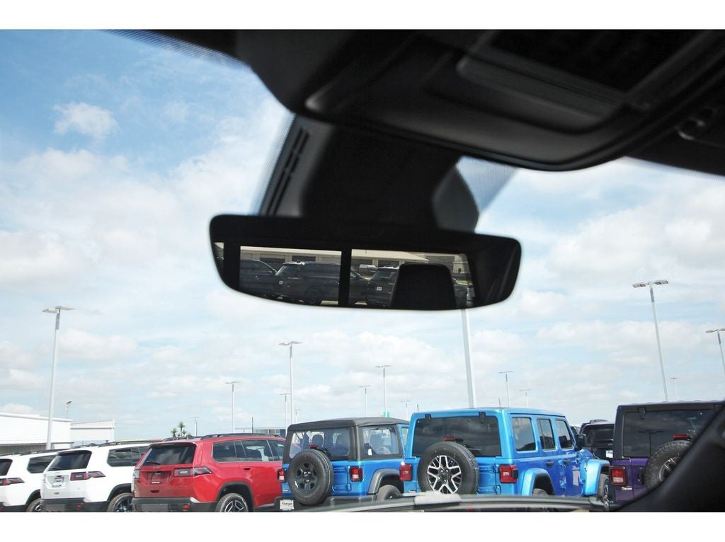 2025 RAM 1500 Laramie POWER BOARDS - PANO ROOF - 33 GALLON TANK
