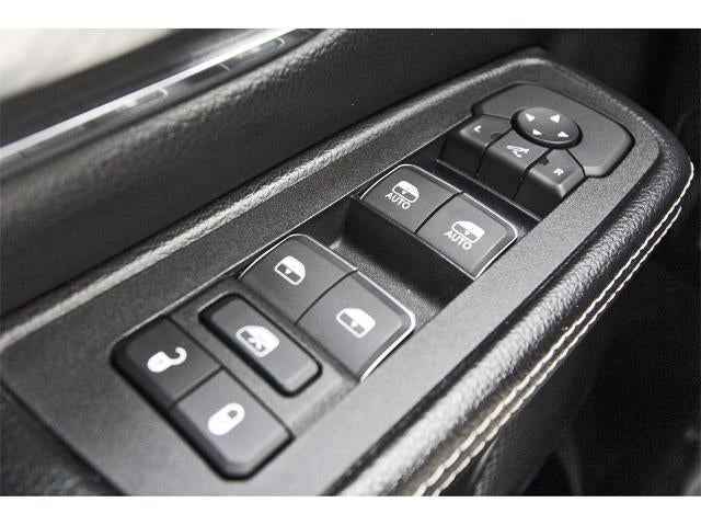 2025 RAM 1500 Laramie 4x4 Crew Cab 5'7" Box