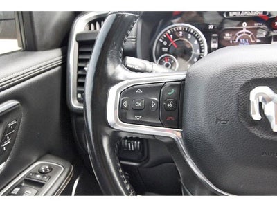 2022 RAM 1500 Laramie 4x4 Crew Cab 5'7" Box